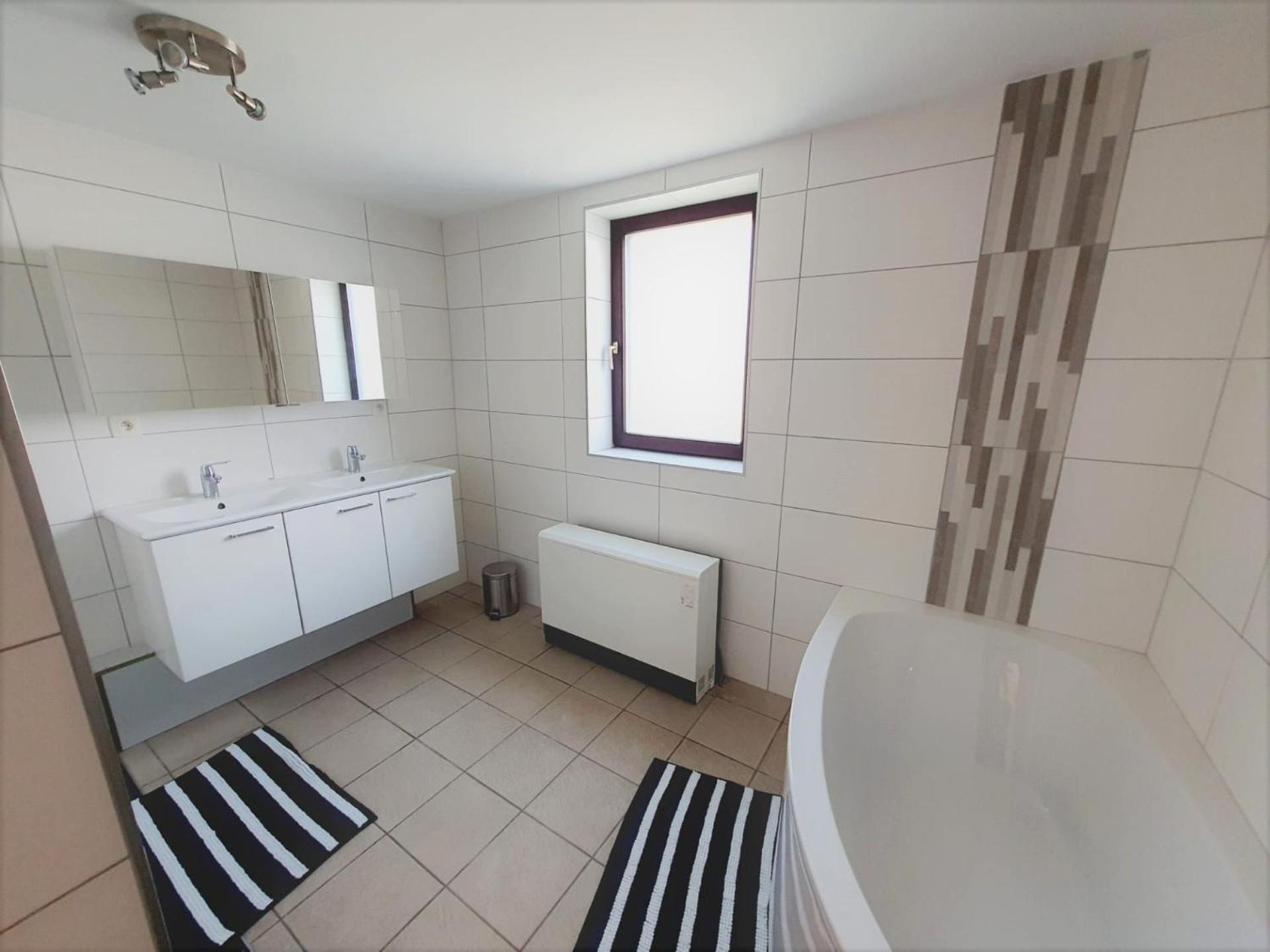 Maison De Vacances Situee Entre Liege, Tongres Et Vise Slins Luaran gambar